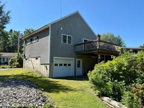 27 Mayflower Circle, Holden MA 01520