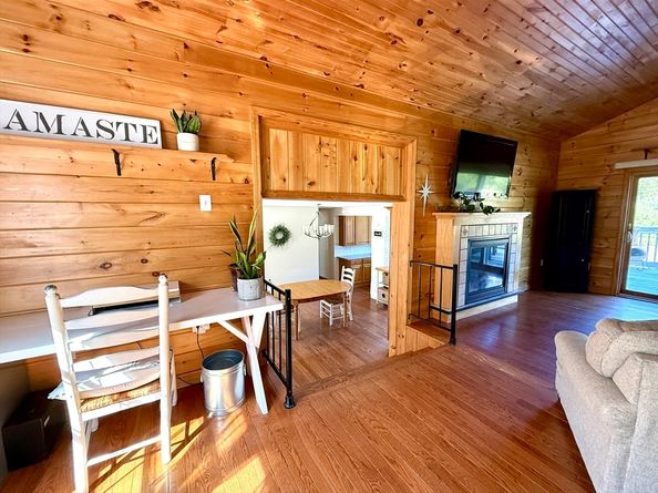 27 Mayflower Circle, Holden MA 01520
