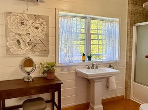 27 Mayflower Circle, Holden MA 01520