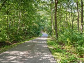 56 W Elm St, Hopkinton MA 01748