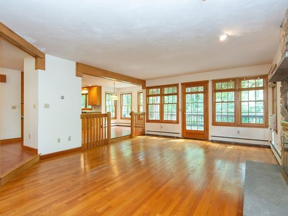 26 Noon Hill Ave, Norfolk MA 02056
