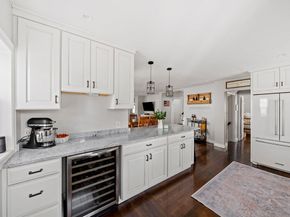 11 Shaw St, Weymouth MA 02191