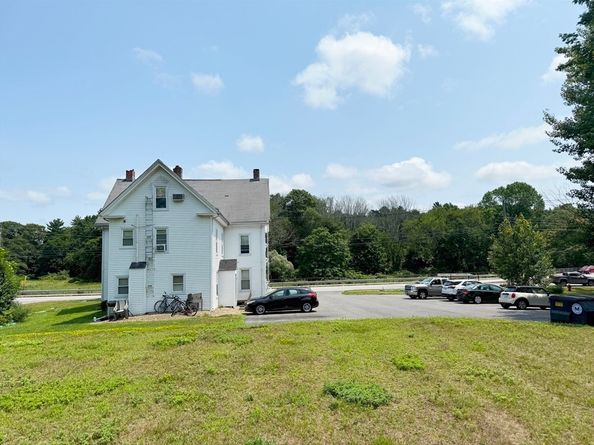 261 Plymouth St, East Bridgewater MA 02333