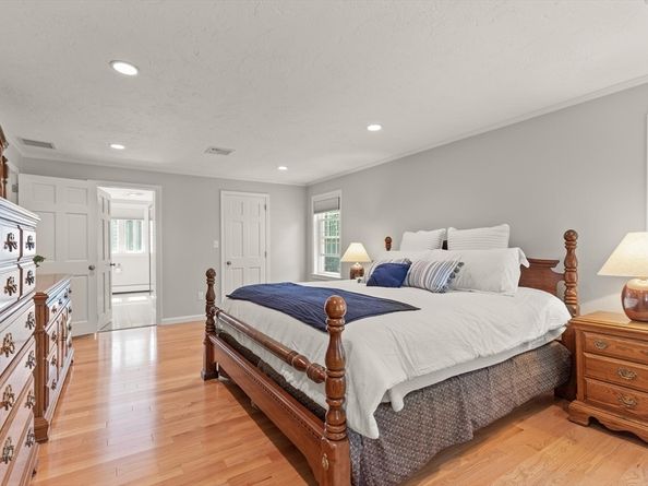 9 Bogastow Circle, Millis MA 02054