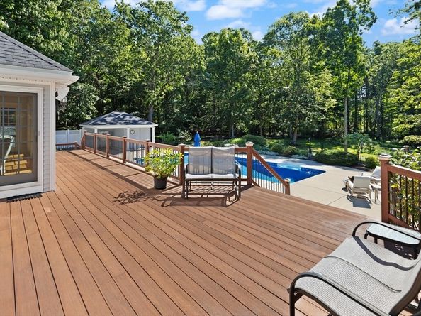 9 Bogastow Circle, Millis MA 02054