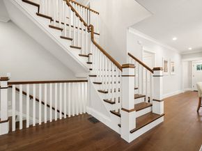 16 Wayside Court, Natick MA 01760