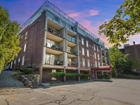 16 Addington Rd 35, Brookline MA 02445