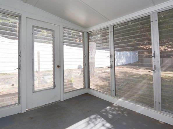 7 Holland Rd, Wakefield MA 01880
