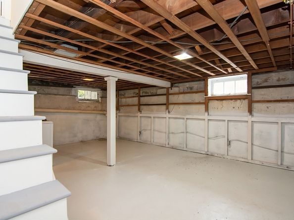 7 Holland Rd, Wakefield MA 01880