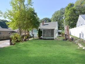 7 Holland Rd, Wakefield MA 01880
