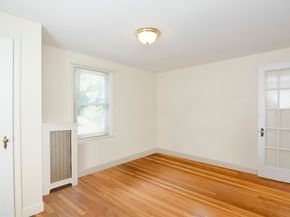 7 Holland Rd, Wakefield MA 01880