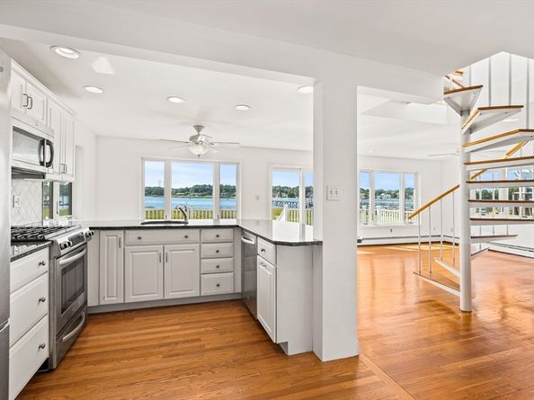 12 Fosters Point, Beverly MA 01915