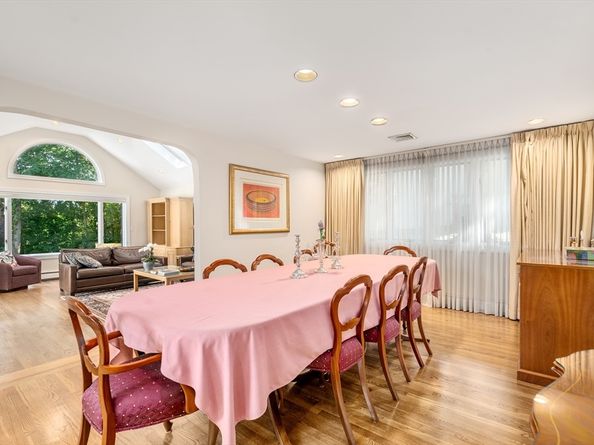 230 Upland Ave, Newton MA 02461