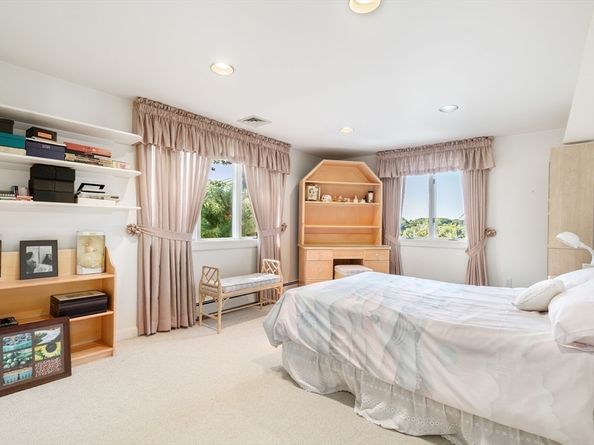 230 Upland Ave, Newton MA 02461