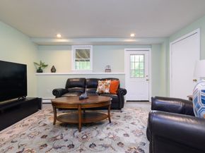57 Sheri Ln, Weymouth MA 02190