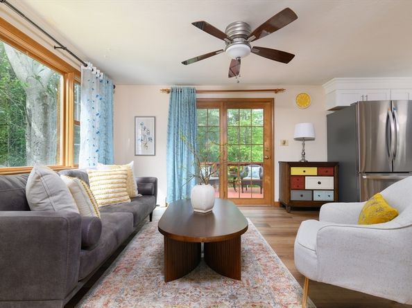 57 Sheri Ln, Weymouth MA 02190