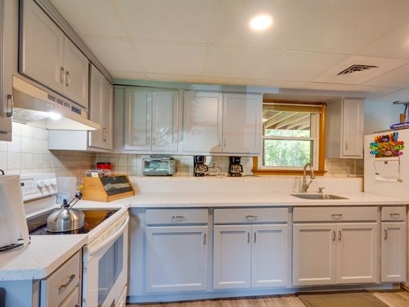 77 Randolph Street, Weymouth MA 02190