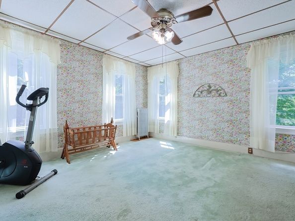 30 Palm Street, Leominster MA 01453