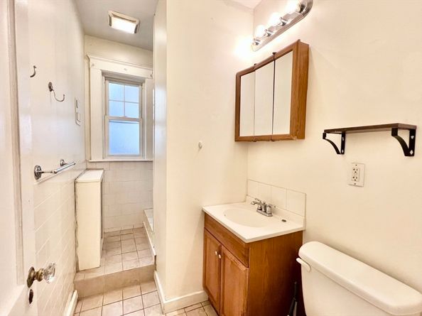 26 Chiswick Rd 6, Boston MA 02135