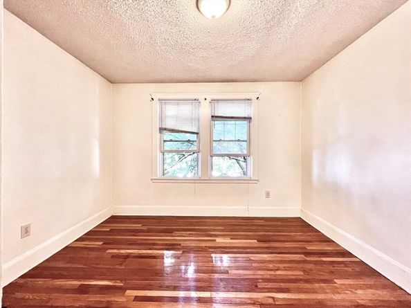 26 Chiswick Rd 6, Boston MA 02135