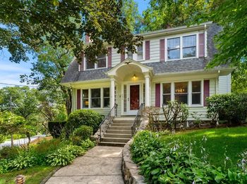 36 Independence Avenue