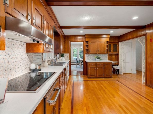 36 Independence Avenue, Lexington MA 02421