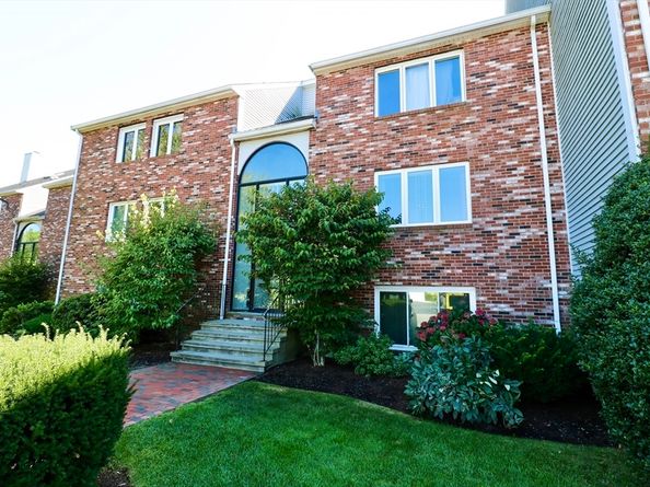 110 Burkhall St K, Weymouth MA 02190