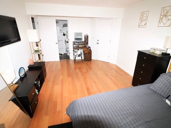 110 Burkhall St K, Weymouth MA 02190