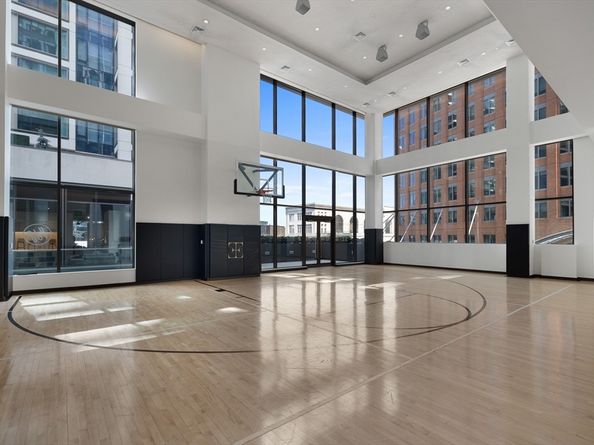 135 Seaport Blvd 1902, Boston MA 02210