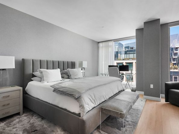 135 Seaport Blvd 1902, Boston MA 02210