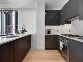 135 Seaport Blvd 1902, Boston MA 02210