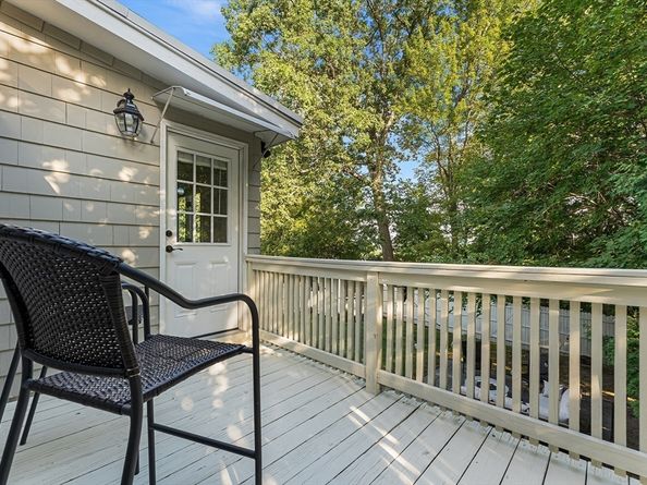 6 Birch Hill Rd, Worcester MA 01606