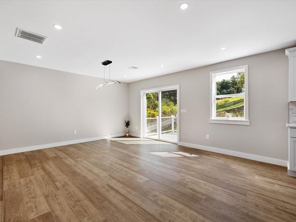 6 Eagleton Street, Spencer MA 01562