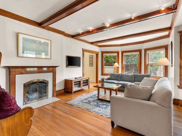7 Woodland St, Arlington MA 02476