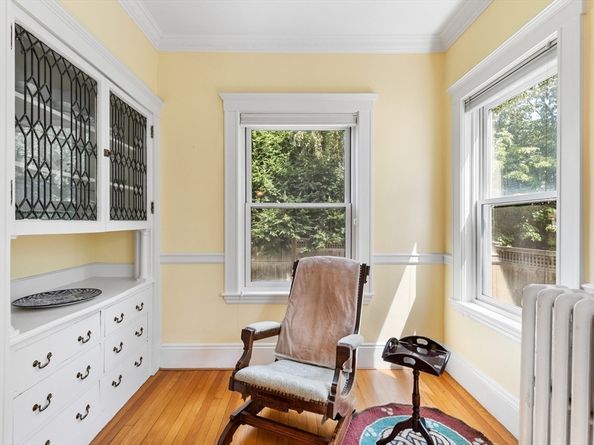 7 Woodland St, Arlington MA 02476