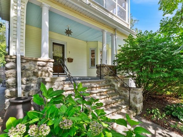 7 Woodland St, Arlington MA 02476