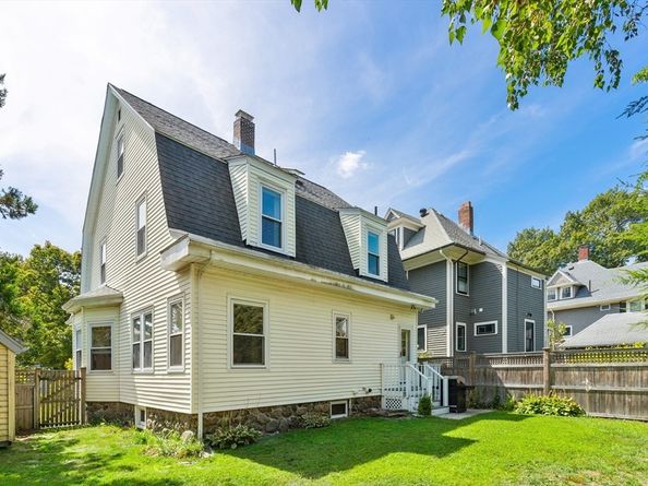 7 Woodland St, Arlington MA 02476