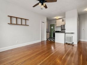 185 Chestnut Hill Avenue 18, Boston MA 02135