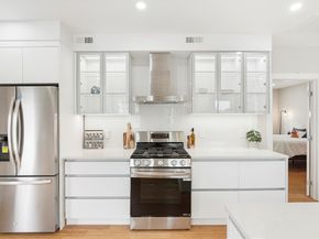 86 Cypress St 1, Watertown MA 02472