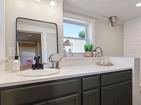 8 Union St 8, Hopedale MA 01747
