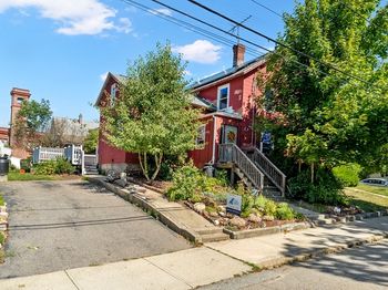 8 Union St