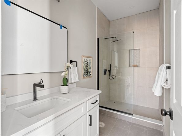 28 Hansborough St. 5, Boston MA 02124