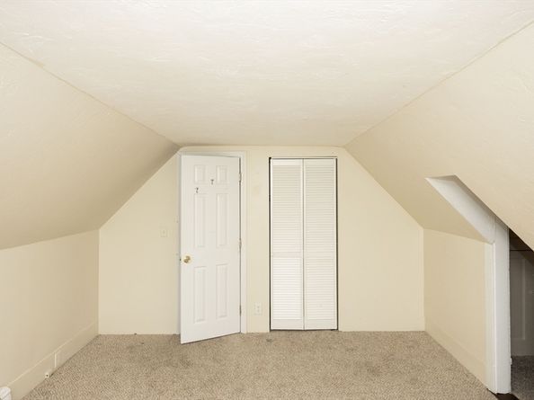 208 Blossom St, Fitchburg MA 01420