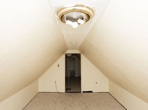 208 Blossom St, Fitchburg MA 01420