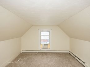 208 Blossom St, Fitchburg MA 01420