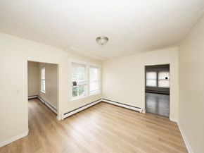 208 Blossom St, Fitchburg MA 01420