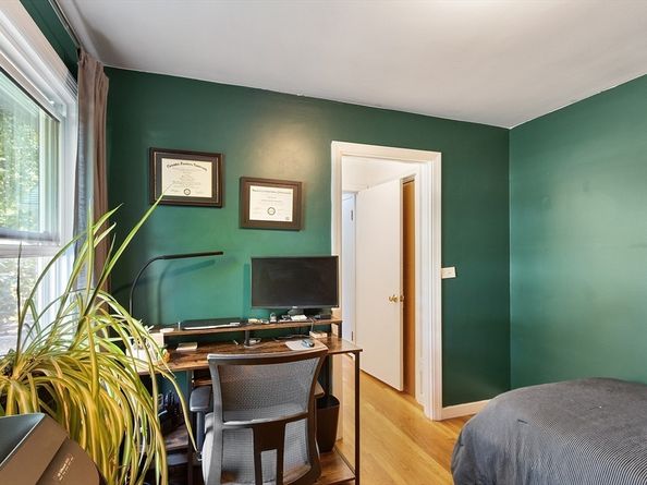 12 Brentwood Dr, Holden MA 01520