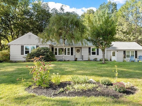 12 Brentwood Dr, Holden MA 01520