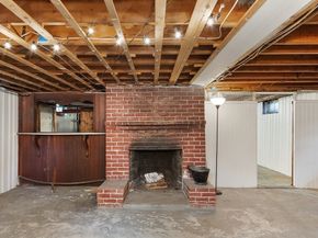 12 Brentwood Dr, Holden MA 01520