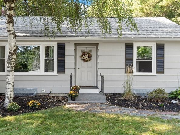 12 Brentwood Dr, Holden MA 01520